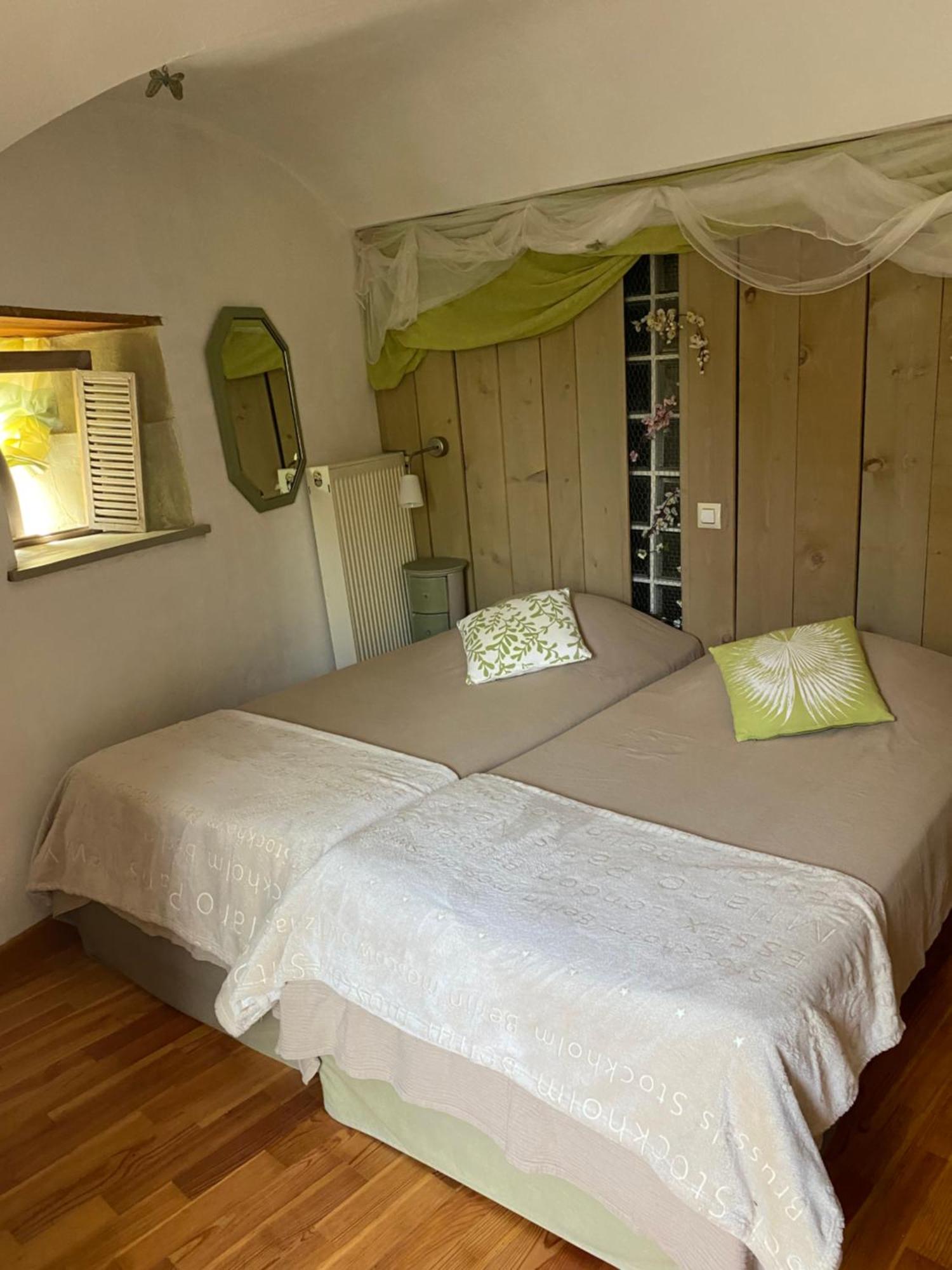 La Pastorale Bed & Breakfast La Batie-Neuve Exterior photo
